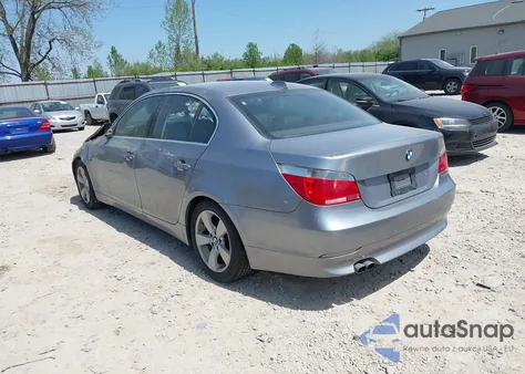 2007 BMW 525Xi from USA, damaged, VIN WBANF335X7CW70397